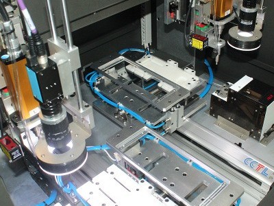 堅(jiān)豐自動(dòng)擰螺絲機(jī)幫你節(jié)約成本！-堅(jiān)豐股份